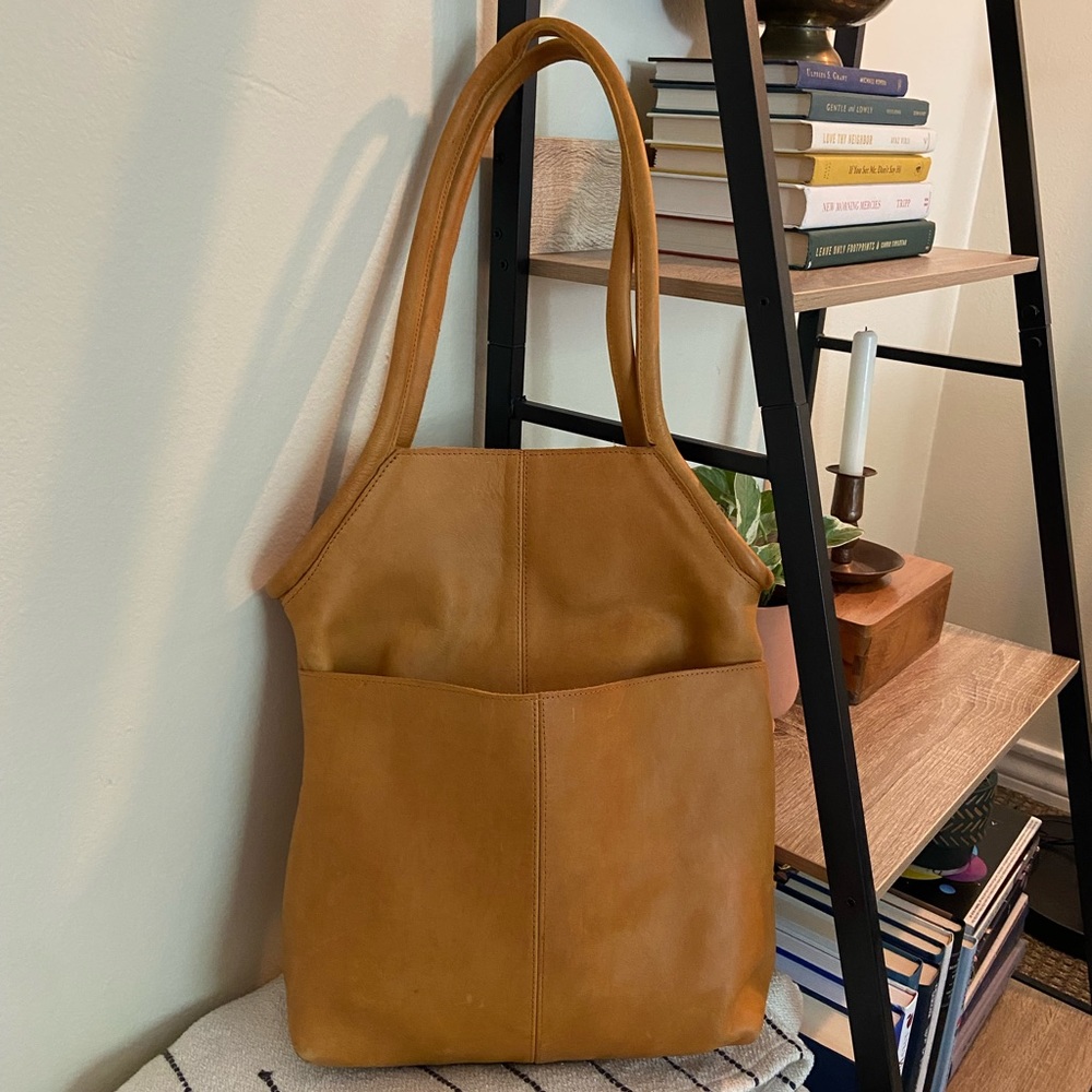 Able Meskel Tote